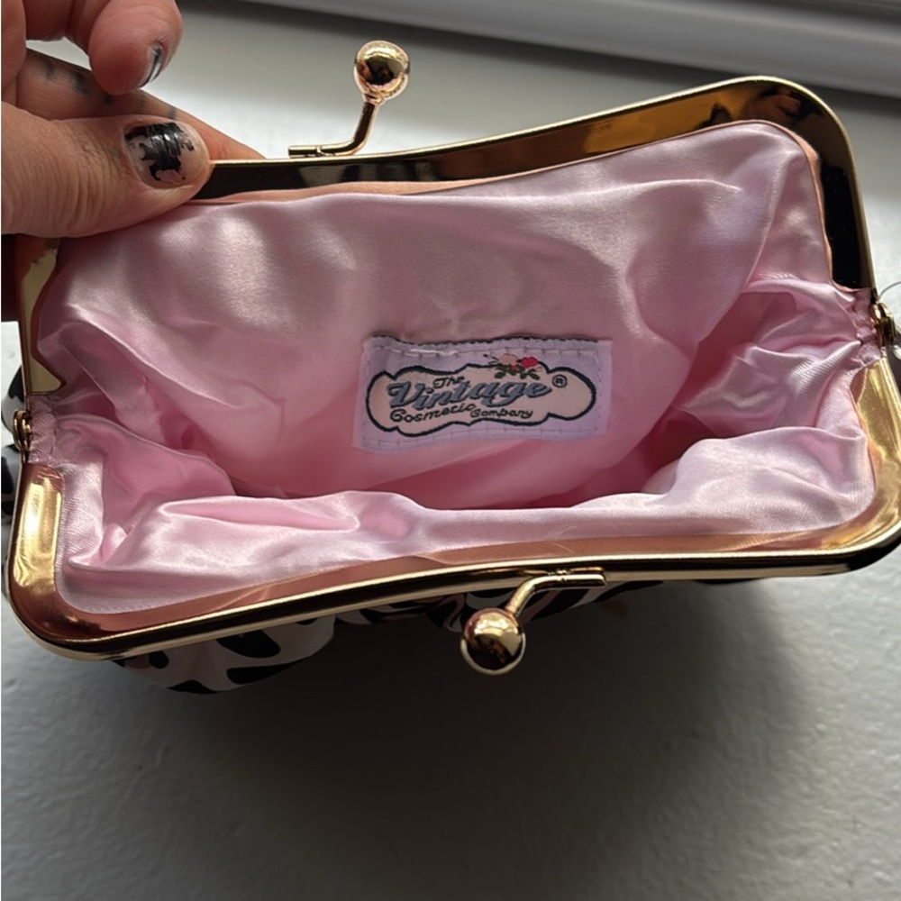 Leopard Print Clutch Bag - Picture 2 of 2